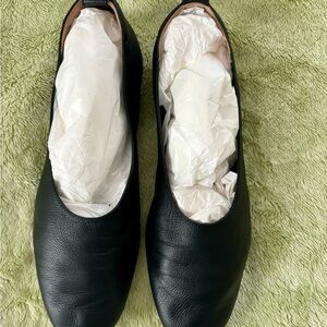 Everlane day glove, size 9, black